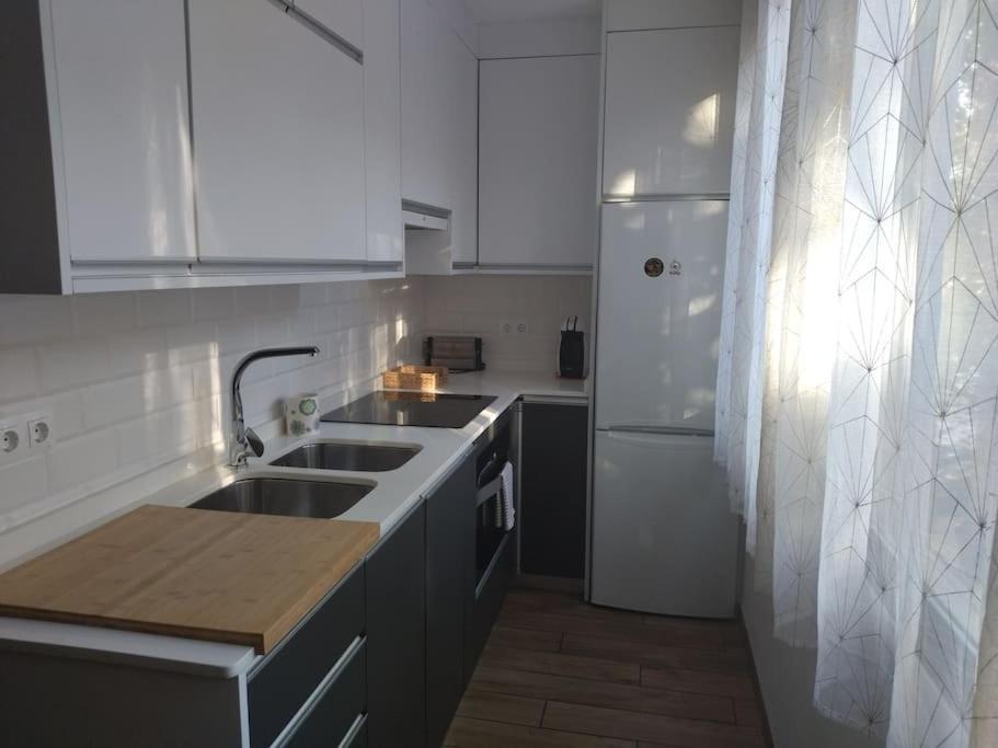 Bonito Piso Recien Reformado Con Zona De Parking Apartment Almunecar Exterior photo