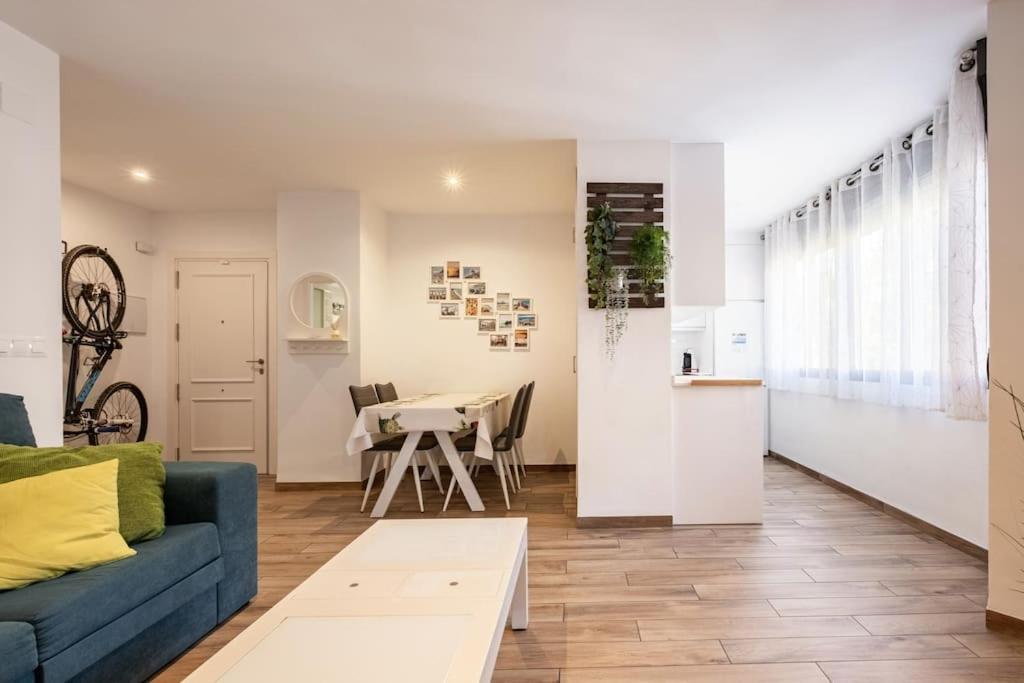 Bonito Piso Recien Reformado Con Zona De Parking Apartment Almunecar Exterior photo