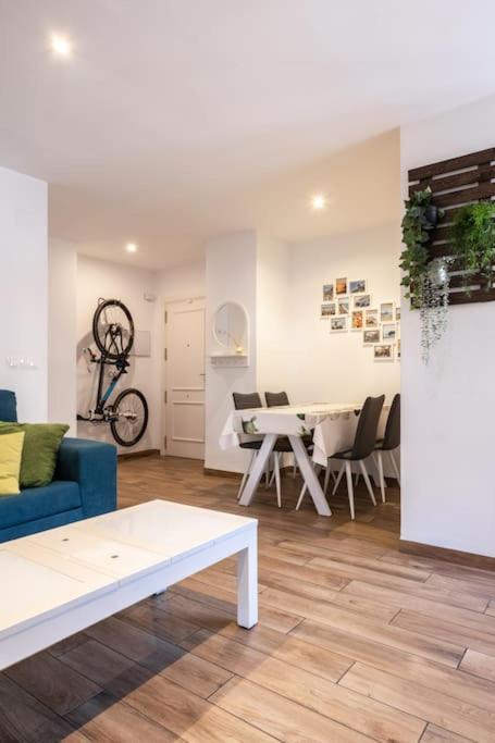 Bonito Piso Recien Reformado Con Zona De Parking Apartment Almunecar Exterior photo